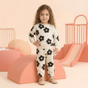 بلوز و شلوار دورس طرح گل مشکی برند H&M